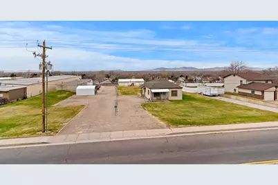 4997 S 2700 W, Roy, UT 84067 - Photo 2