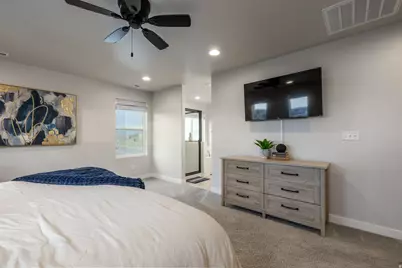 3231 S 2410 W, Syracuse, UT 84075 - Photo 4