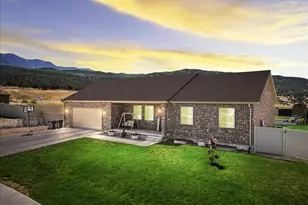 216 E 1370 S, Nephi, UT 84648 - Photo 2