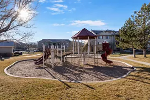 8116 N Ridge Loop Dr W, Eagle Mountain, UT 84005 - Photo 32