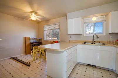 3352 W Springbrook Dr S, West Jordan, UT 84084 - Photo 10