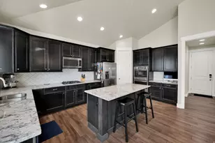 7456 S 5680 W, West Jordan, UT 84081 - Photo 14