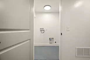 655 E Spring View Dr Dr S, South Salt Lake, UT 84106 - Photo 20