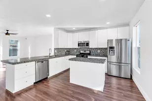 678 E Moray Hill Ct, Draper, UT 84020 - Photo 6