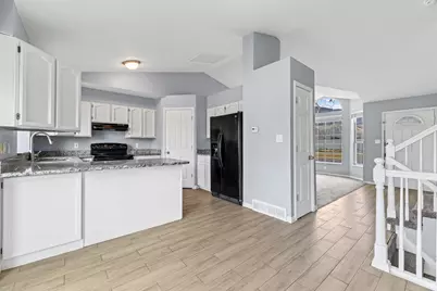 160 Country Club Dr, Stansbury Park, UT 84074 - Photo 6