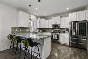 10333 S Wapati Moon Pl, South Jordan, UT 84095 - Photo 10