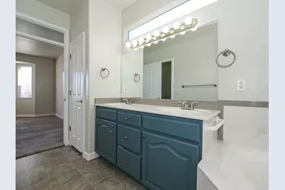 10027 S Remembrance Ln, South Jordan, UT 84095 - Photo 26