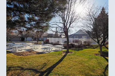10027 S Remembrance Ln, South Jordan, UT 84095 - Photo 46