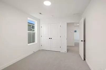 7043 W Lake Ave, South Jordan, UT 84009 - Photo 18