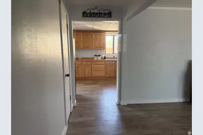 280 W Uranium Dr, Monticello, UT 84535 - Photo 8