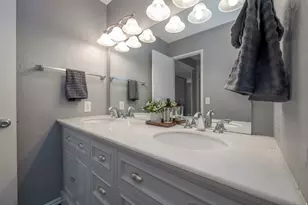 4856 S Highland Cir E, Murray, UT 84117 - Photo 12