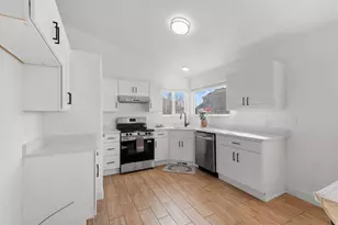 8246 S Creekwood Circle, West Jordan, UT 84088 - Photo 14