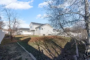 8246 S Creekwood Circle, West Jordan, UT 84088 - Photo 36