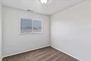 4240 W 5300 S, Roy, UT 84067 - Photo 20