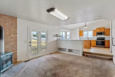 256 E 425 S, Kaysville, UT 84037 - Photo 16