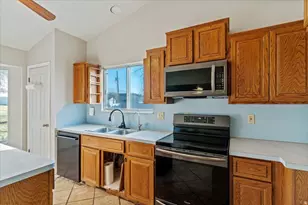 256 E 425 S, Kaysville, UT 84037 - Photo 12