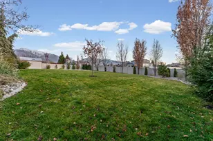 375 W Paddock Ln, Kaysville, UT 84037 - Photo 74
