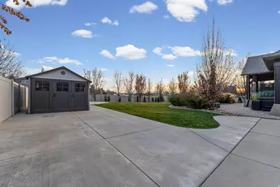 375 W Paddock Ln, Kaysville, UT 84037 - Photo 70
