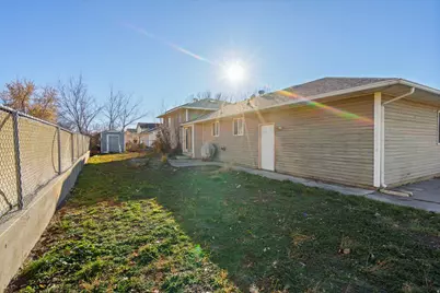 5260 S 2700 W, Roy, UT 84067 - Photo 12