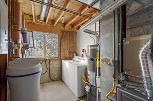 5260 S 2700 W, Roy, UT 84067 - Photo 38