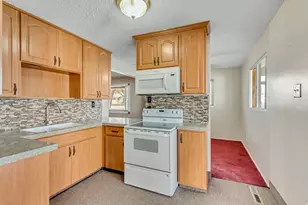 4945 S 4860 W, Kearns, UT 84118 - Photo 6