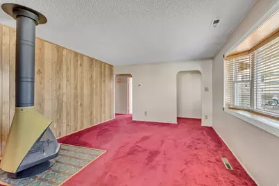 4945 S 4860 W, Kearns, UT 84118 - Photo 4