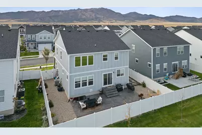 5084 N Espalier Dr, Eagle Mountain, UT 84005 - Photo 64