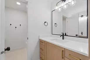 1042 E Lester Dr S, South Weber, UT 84405 - Photo 32