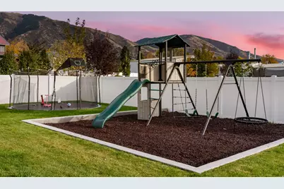 8 E 400 N, Millville, UT 84326 - Photo 40