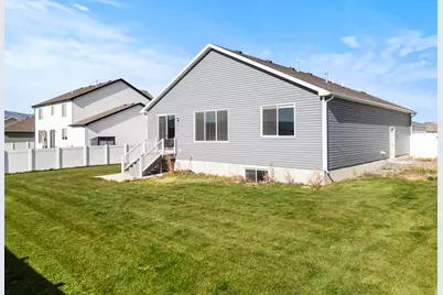 1274 E 480 S, Hyrum, UT 84319 - Photo 24