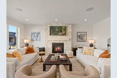 746 S 6300 E, Huntsville, UT 84317 - Photo 4