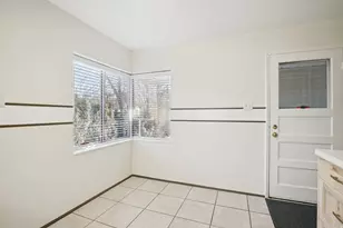 822 N 1200 W, Salt Lake City, UT 84116 - Photo 12