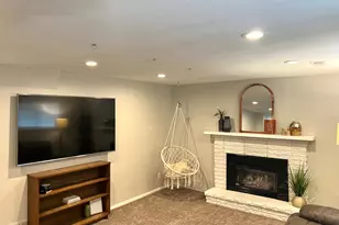 2400 E Catalina Dr S, Salt Lake City, UT 84121 - Photo 16