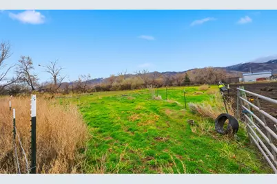 740 N 1100 W, West Bountiful, UT 84087 - Photo 36