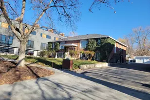 128 N N St, Salt Lake City, UT 84103 - Photo 2