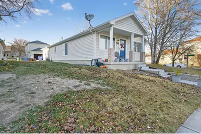 7809 N Ashpoint Cir, Eagle Mountain, UT 84005 - Photo 2