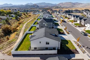 13051 S Twisted Oak Dr, Herriman, UT 84096 - Photo 38