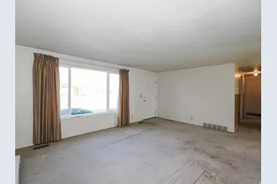 4417 S Jills Pl W, West Valley, UT 84120 - Photo 10