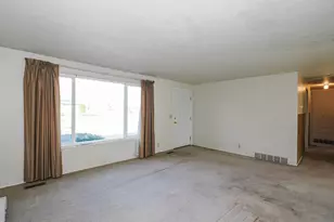 4417 S Jills Pl W, West Valley, UT 84120 - Photo 10