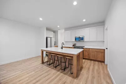 1105 S 200 E, Spanish Fork, UT 84660 - Photo 4