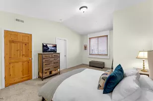 1600 W Pinebrook Blvd, Park City, UT 84098 - Photo 10