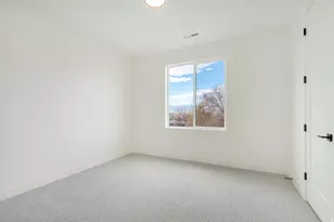 11186 S 1000 E, Sandy, UT 84094 - Photo 32