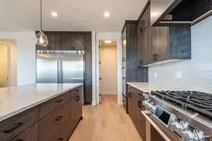 11186 S 1000 E, Sandy, UT 84094 - Photo 8