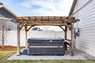 1876 S 1230 W, Syracuse, UT 84075 - Photo 34