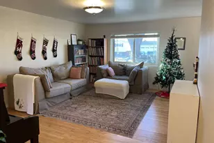 978 N Tremont St, Tremonton, UT 84337 - Photo 4