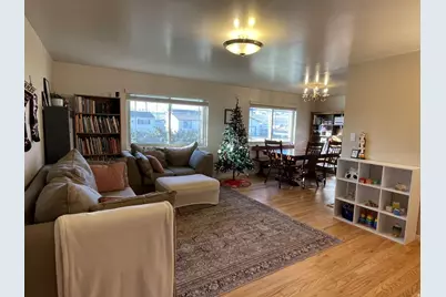 978 N Tremont St, Tremonton, UT 84337 - Photo 2