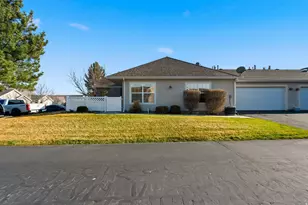 6839 W Abbey Glen Way, West Valley, UT 84128 - Photo 2