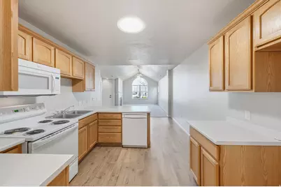 6839 W Abbey Glen Way #A, West Valley, UT 84128 - Photo 8