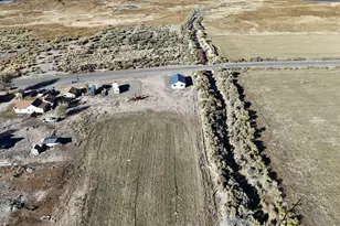 890 E Hatchery Rd, Bicknell, UT 84715 - Photo 30