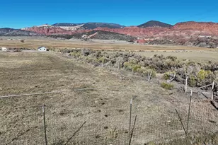 890 E Hatchery Rd, Bicknell, UT 84715 - Photo 20